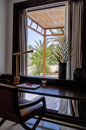 Premium bedding, Select Comfort beds, free minibar items, in-room safe - The Residence Douz (Douz Sud)