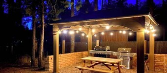Cabin with a Treehouse/Hot Tub/Barndominium/Arcade - Sleeps up to 33