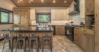 Big Sky Secluded Luxury Retreat