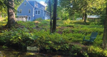 Tamworth cozy cottage on a brook with trails
