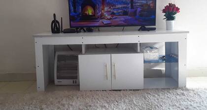 Quite Spacious and Centrally Located Unit. 0.8km Away From Town & 3mins to Falls