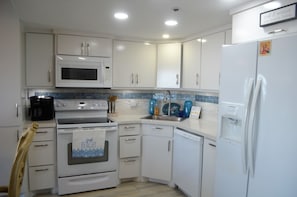 Mikrowelle, Ofen, Herdplatte