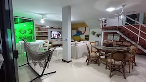 تناول الطعام