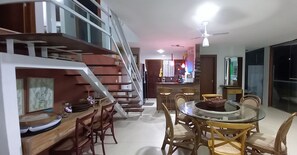 Dining - Excelente Casa Triplex Enseada Azul (Guarapari)