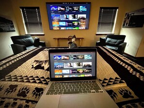 1 chambre, fer et planche à repasser, Wi-Fi gratuit, draps fournis