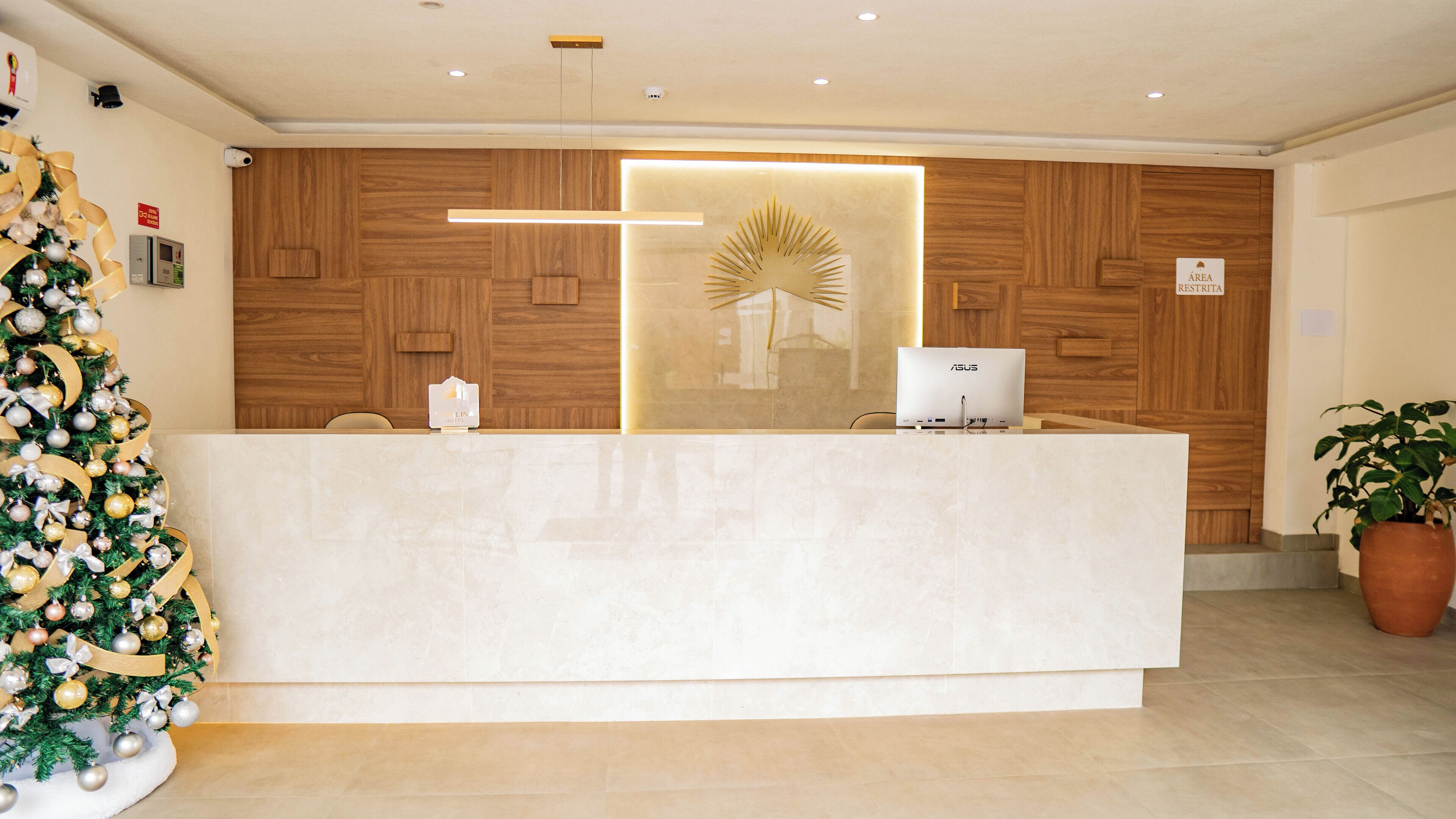 Photo - Catalina Hotel