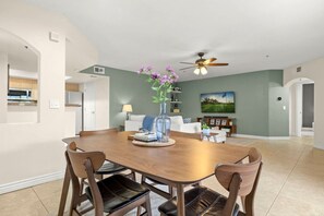 تناول الطعام