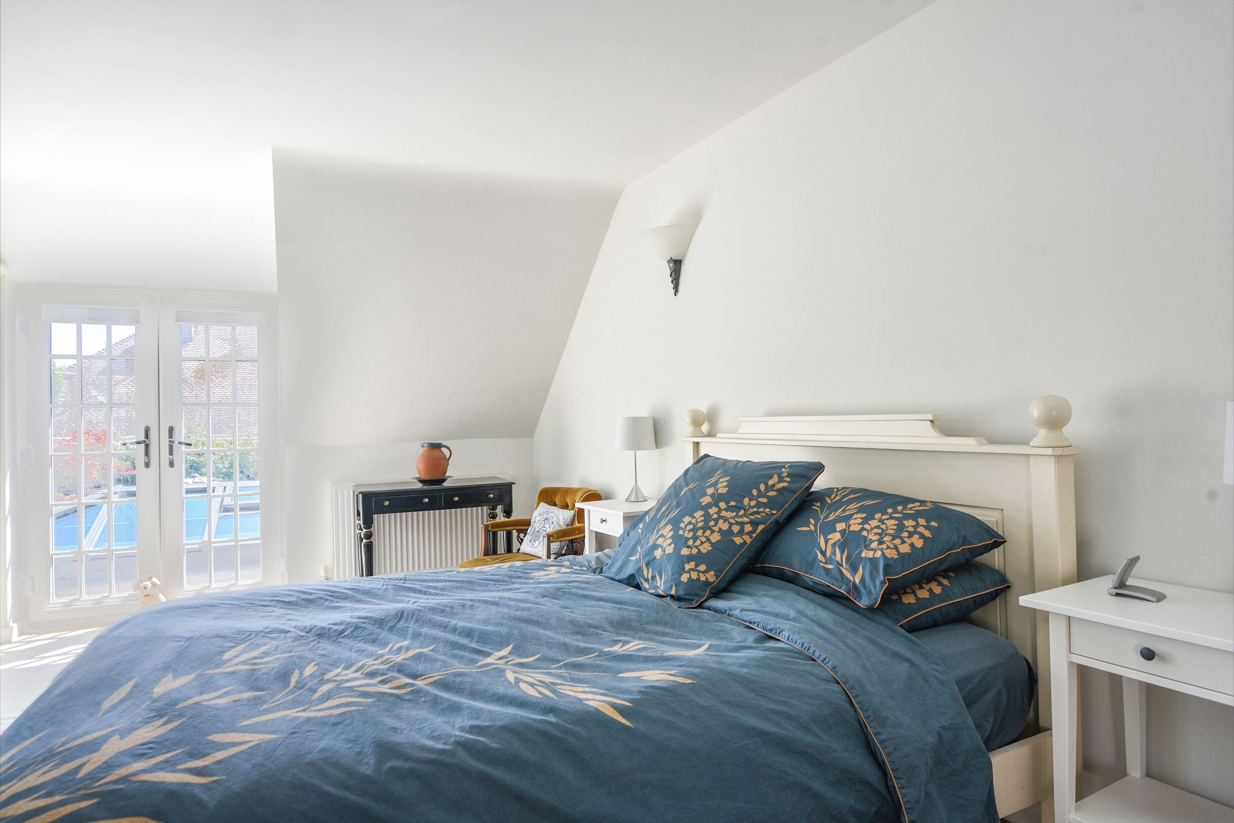 3 bedrooms, individually decorated, individually furnished, free WiFi