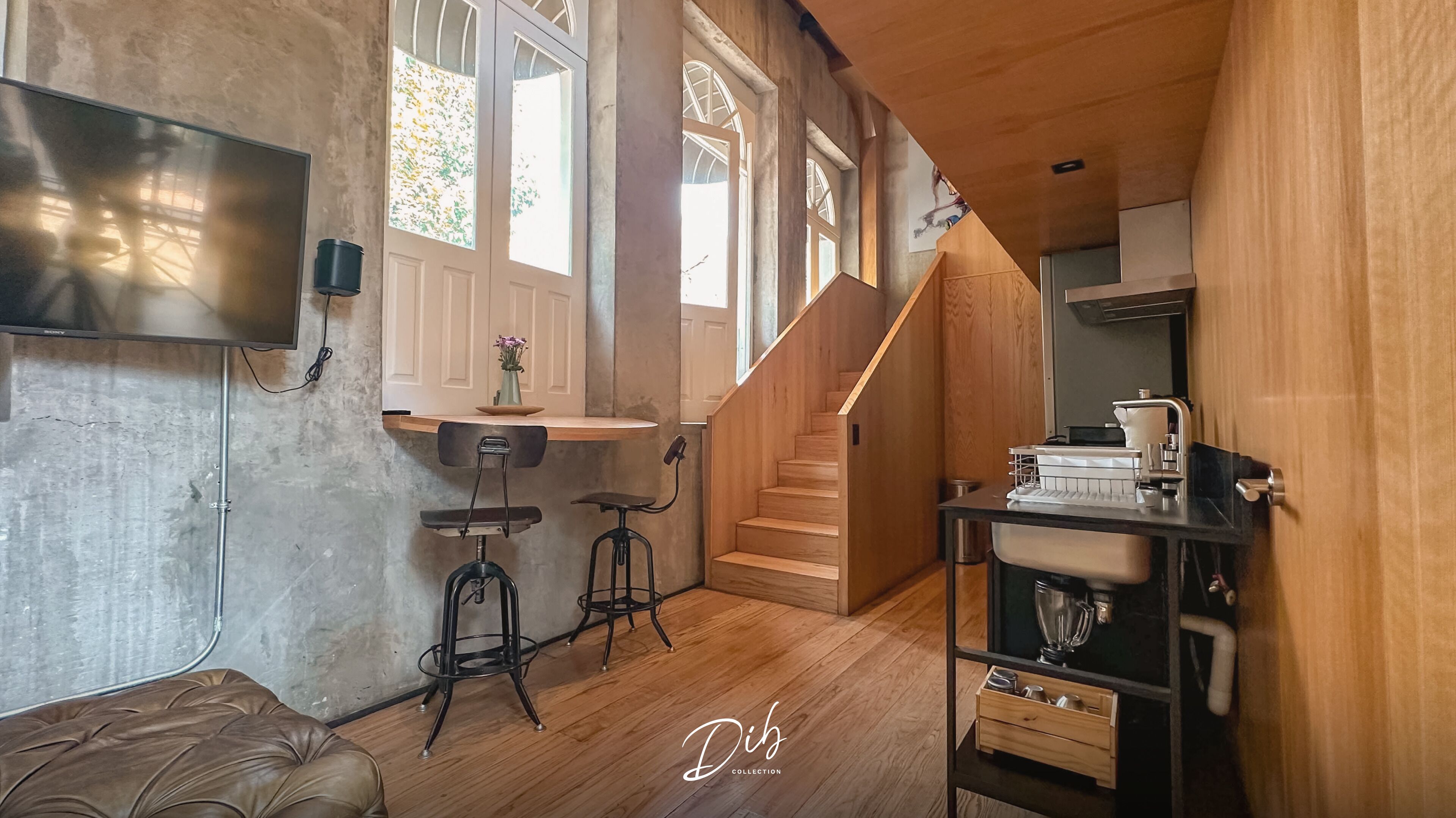 Loft de diseñador, 1 cama King size | Cocina privada | Refrigerador con congelador, microondas, horno y parrilla de estufa 