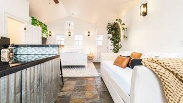 1 Schlafzimmer, Schreibtisch, Bügeleisen/Bügelbrett, WLAN