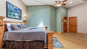 1 Schlafzimmer, Schreibtisch, Bügeleisen/Bügelbrett, Reisekinderbett