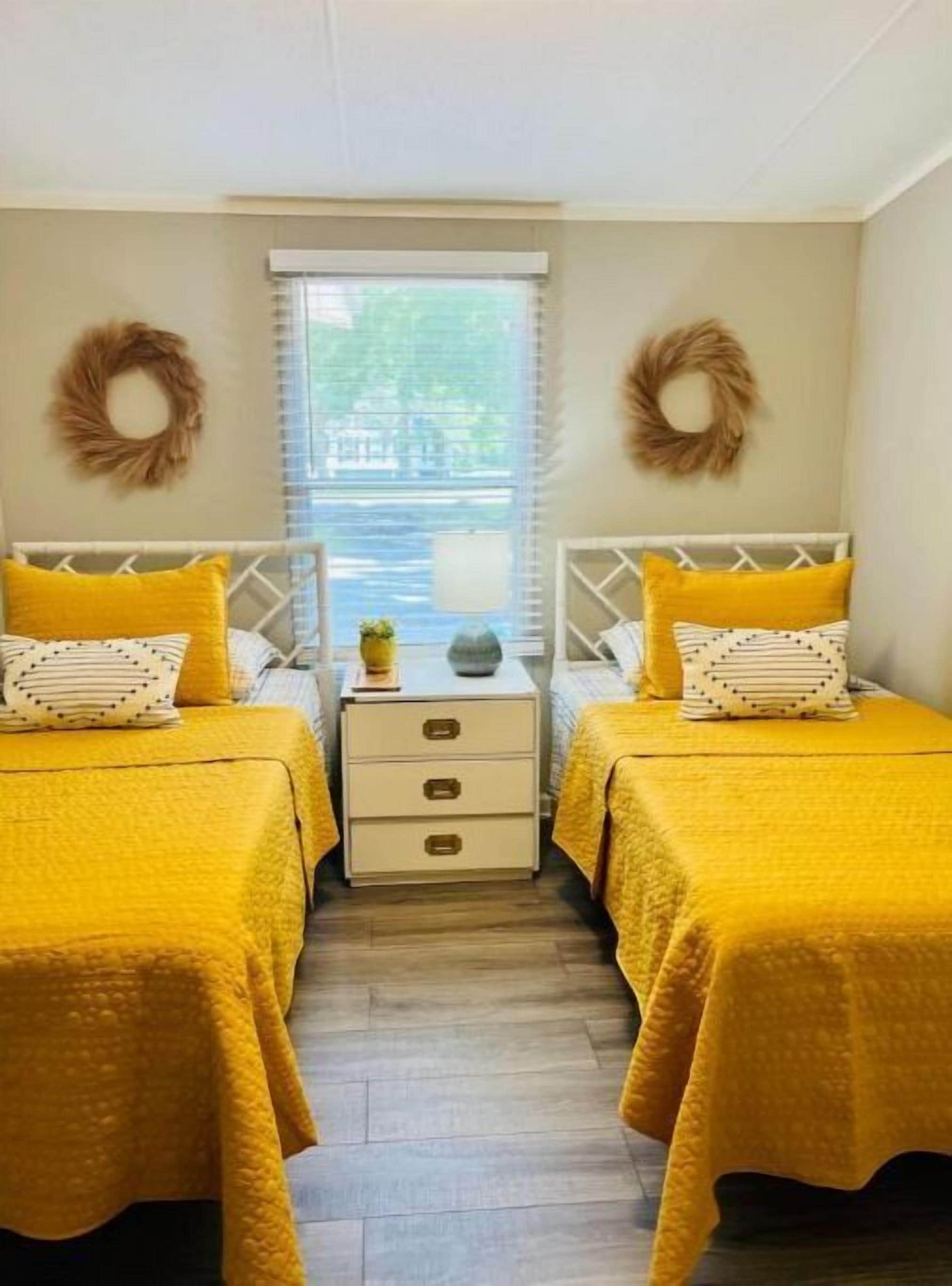 3 chambres, fer et planche à repasser, Wi-Fi gratuit, draps fournis