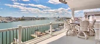 LUXURY Paradise on the Bay!  3 DAY & WEEKLY! ELKS MEMBERS WELCOME!! 