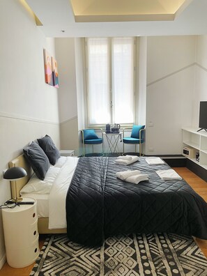 Standaard tweepersoonskamer | Luxe beddengoed, donsdekens, bedden met traagschuimmatrassen