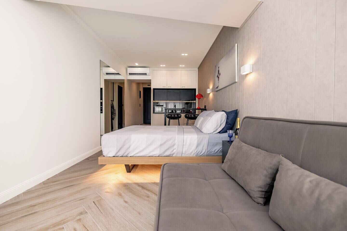 1 bedroom, travel crib, WiFi, bed sheets