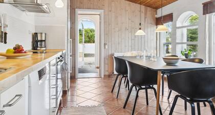 Preciosa casa en Askeby con cocina