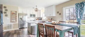 CherryCottage. Mins to Hershey Park~Pet Friendly, Fire pit & Grill