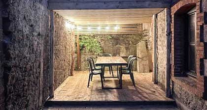 Awesome home in Saint-Vaast-la-Hougue