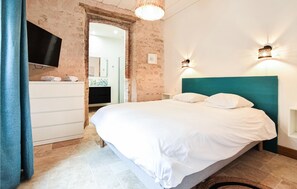 6 chambres, lit parapluie, Wi-Fi gratuit, draps fournis