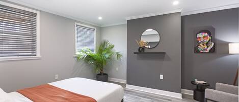 1 habitación, tabla de planchar con plancha, wifi y ropa de cama