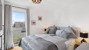 1 bedroom, iron/ironing board, travel crib, free WiFi