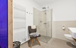 Shower, hair dryer - Cozy apartment in Winterberg with WiFi (Winterberg)