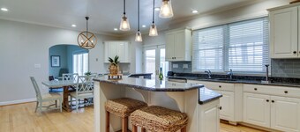 Waterfront Cambridge Gem w/ Hot Tub, Pool & Dock!