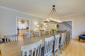 Dining - Waterfront Cambridge Gem w/ Hot Tub, Pool & Dock! (Cambridge)
