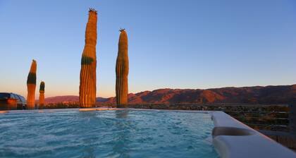 King Bed Villa with Hot Tub + Killer Views