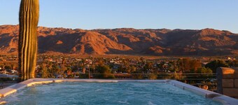 King Bed Villa with Hot Tub + Killer Views