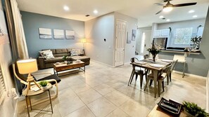 TV - Escape! Top Resort Townhome, a few minutes from Disney and other attractions! (Kissimmee)