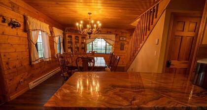 Warm Woodland Getaway with Land