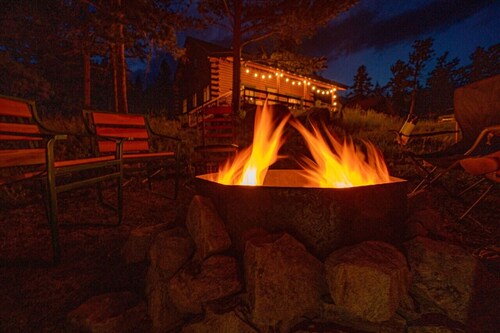 Warm Woodland Getaway with Land