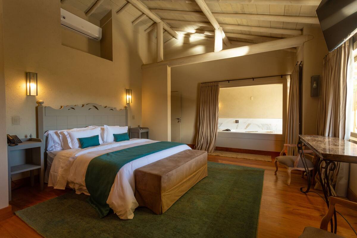 Bungalow Presidential, 1 giường cỡ king, hồ bơi riêng | Bộ trải giường bằng vải cotton Ai Cập, bộ đồ giường cao cấp