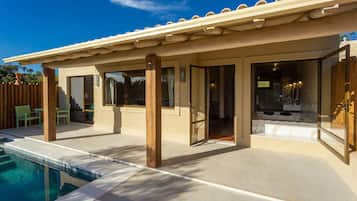 Presidential Bungalow | Lanai