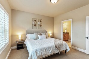 4 habitaciones, tabla de planchar con plancha y wifi gratis 