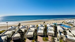On the beach - Spectacular 2 Bedroom Condo on Sandy Beach at Las Palmas Resort  B-703 (Puerto Peñasco)