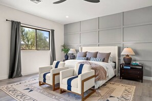 4 bedrooms, desk, travel cot, WiFi - Desert Lux Escape | Heated Pool | Spa | Golf (Scottsdale)