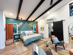 1 soveværelse, skrivebord, Wi-Fi, sengetøj