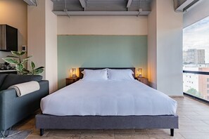 1 chambre, fer et planche à repasser, Wi-Fi, literie fournie