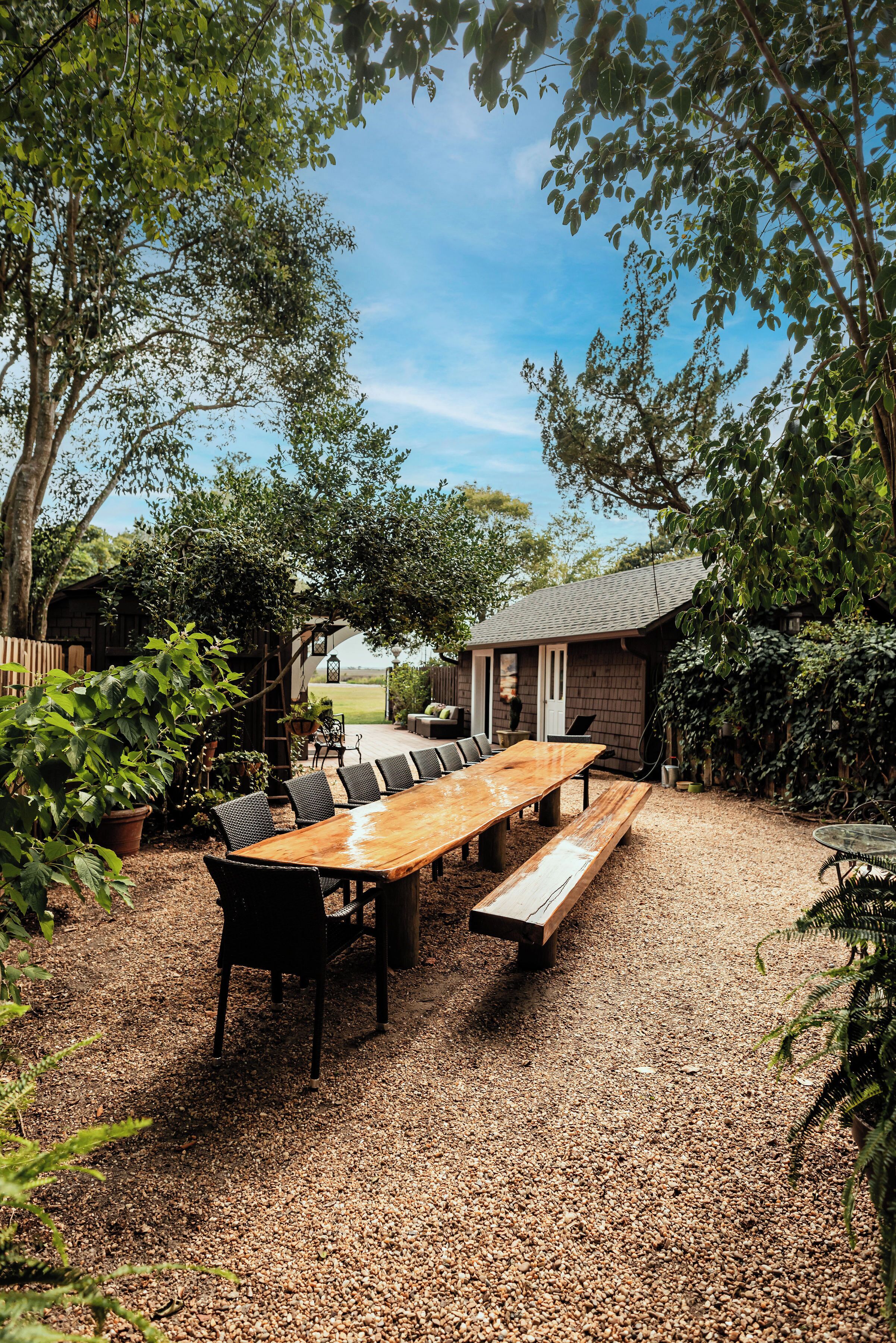 Outdoor dining