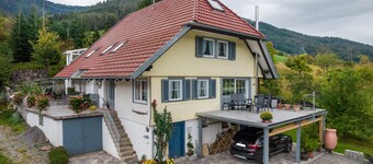 Holiday Apartment "Lehmann with View on Castle" with Mountain View, Private Terrace & Wi-Fi