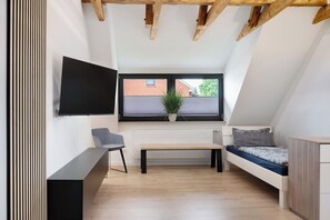 1 bedroom, free WiFi, bed sheets - Holiday Apartment "Casa Caso - 5" with Shared Terraces & Wi-Fi (Achim)