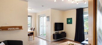 Apartamento de vacaciones "FeWo am Hennesee" con balcón y vistas lejanas
