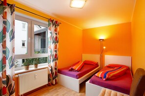 2 habitaciones, tabla de planchar con plancha y wifi gratis 