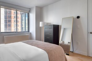 1 Schlafzimmer, BĂŒgeleisen/BĂŒgelbrett, WLAN, BettwĂ€sche