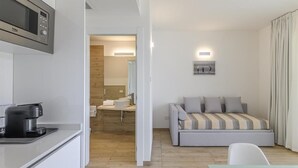 1 habitación, tabla de planchar con plancha y acceso a internet 
