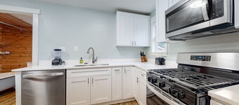 The Quacker Jack | Cozy house in Port Orchard with Gas Fireplace - dog-friendly