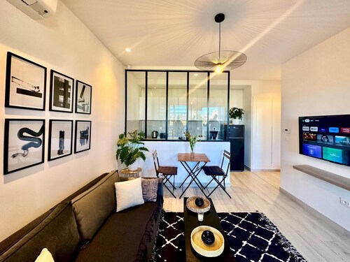 C1 Jade new Cozy 1bd With Garden