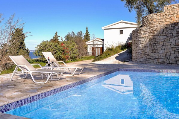 House | 5 bedrooms - Villa Ariadne in Apergatika (Paxos)